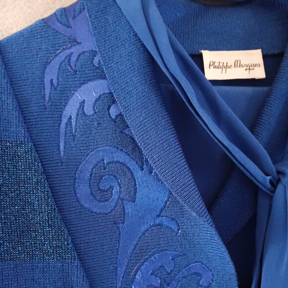 Elegant Head-to-Toe Style in Cobalt Blue - Picture 3 of 5